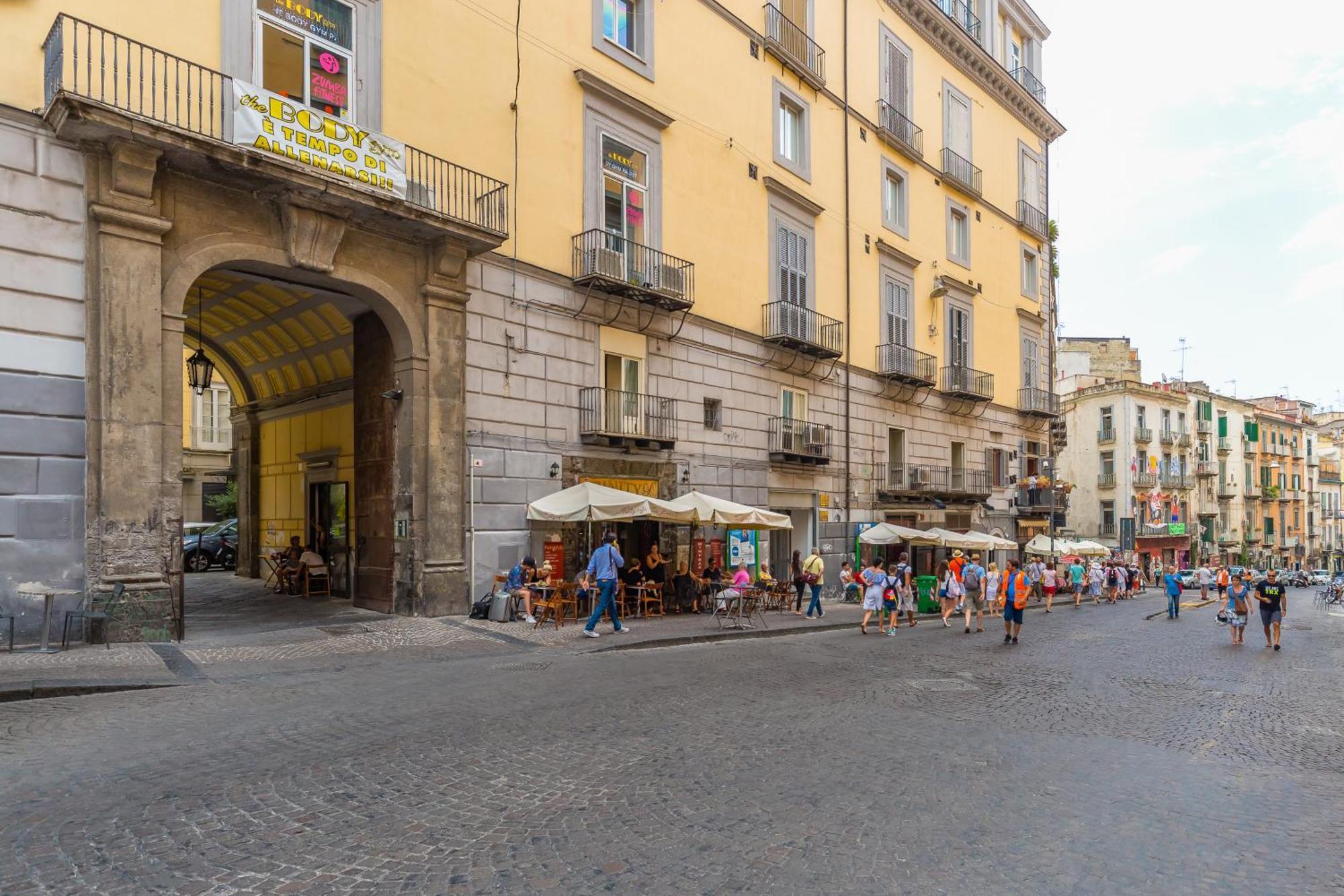 Residenza Trinita Maggiore Neapel Exterior foto